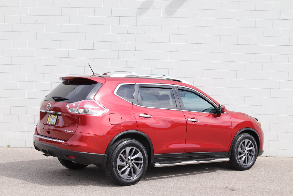 Used 2016 Nissan Rogue SL AWD/4WD image 18