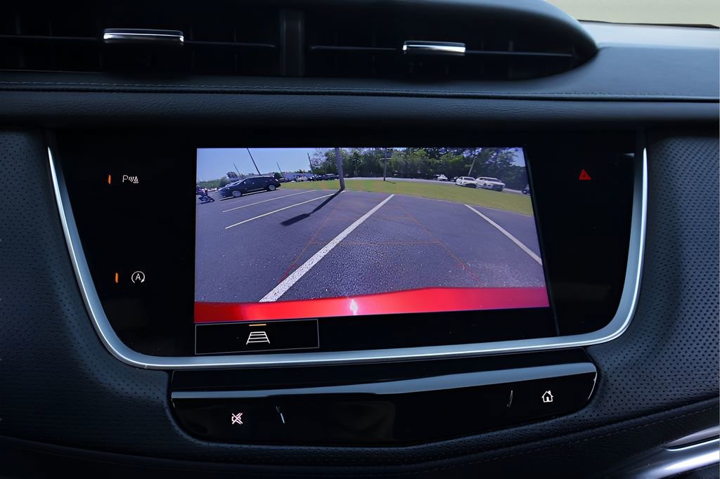 Certified 2023 Cadillac XT5 Luxury image 23