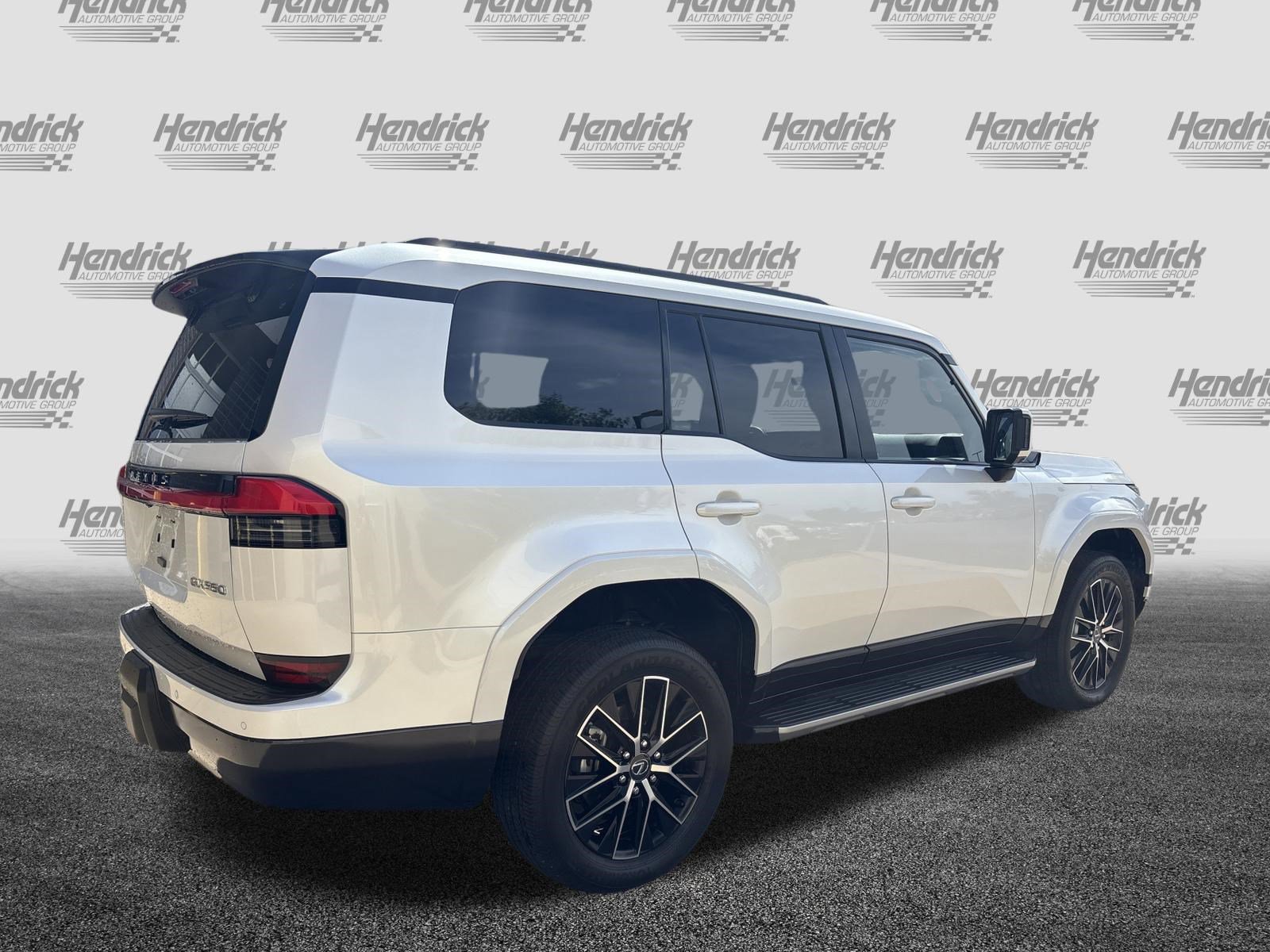 Used 2025 Lexus GX 550 w/ Cold Area Package AWD/4WD image 10