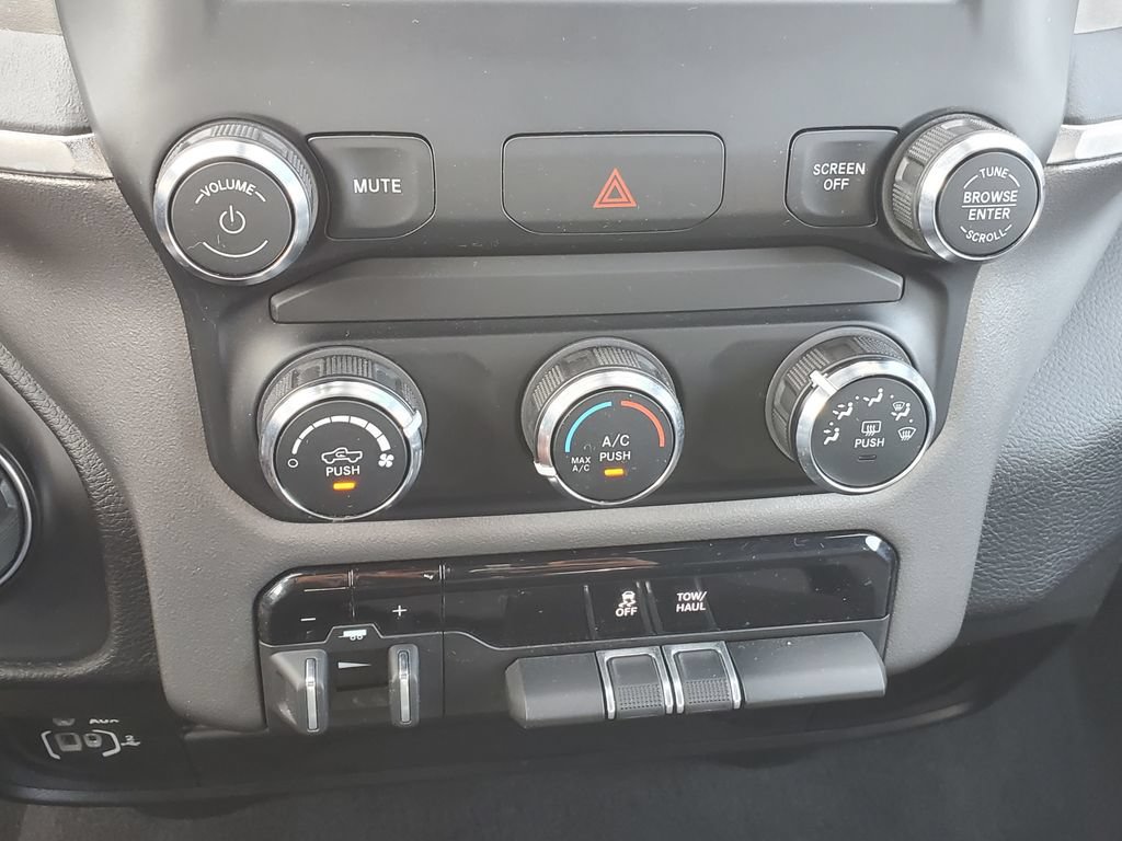 Used 2024 RAM 2500 Big Horn w/ Bed Utility Group AWD/4WD image 27