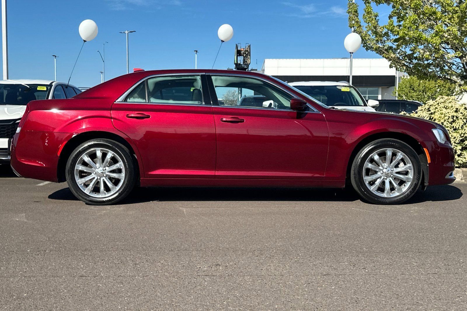 Used 2017 Chrysler 300 Limited AWD/4WD image 3