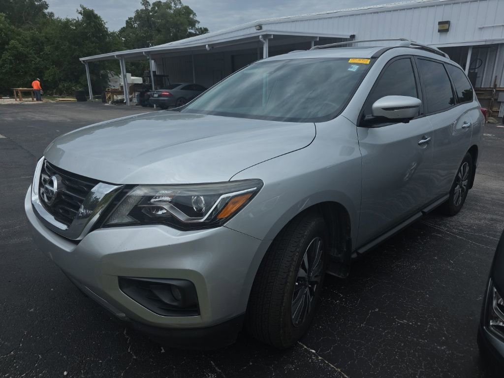 Used 2017 Nissan Pathfinder SL w/ SL Premium Package FWD video 1