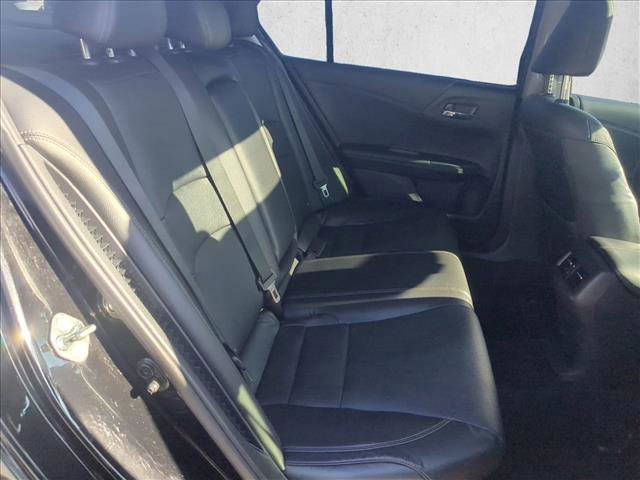Used 2015 Honda Accord Touring image 20