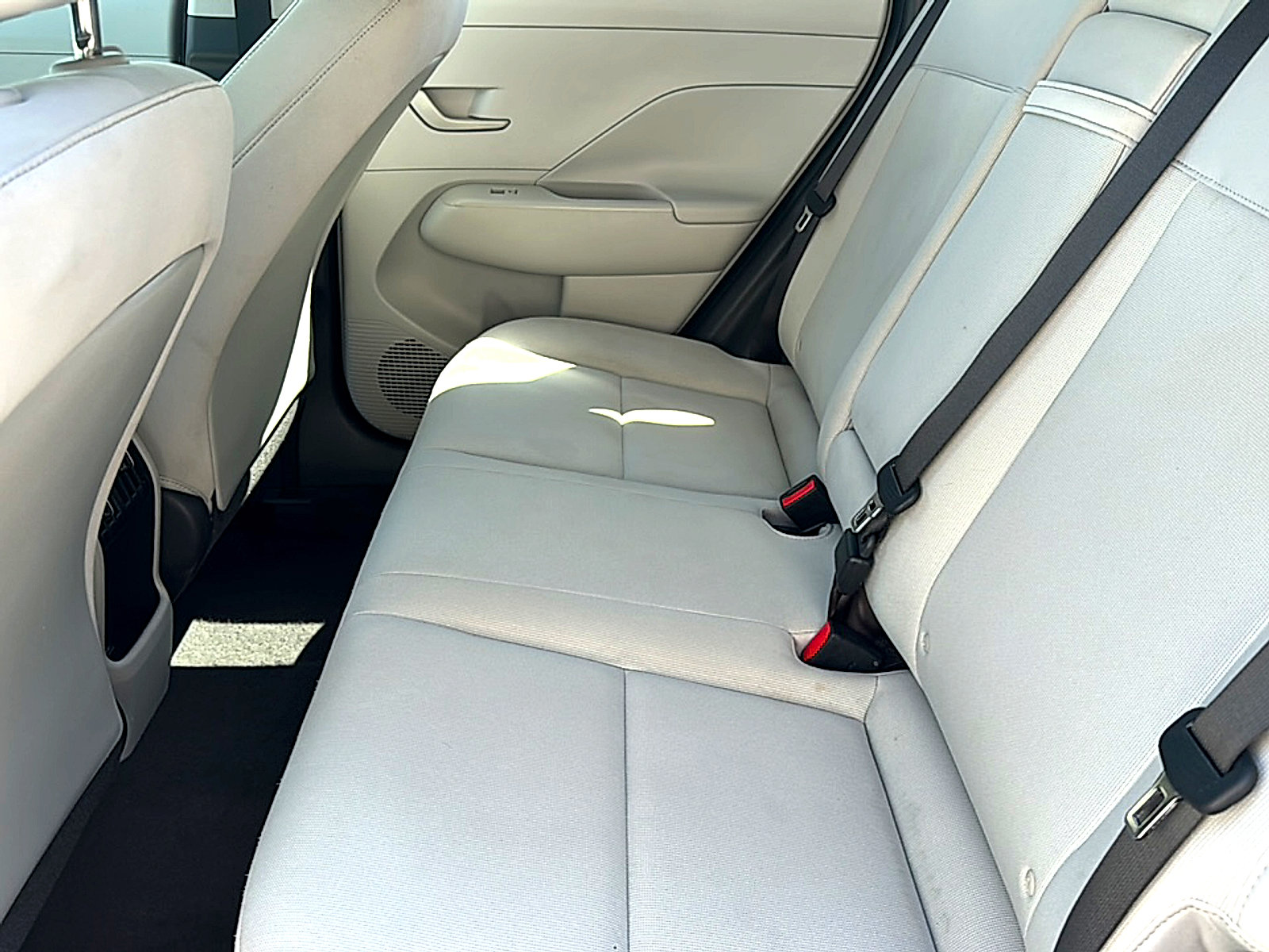 Used 2024 Hyundai Kona SEL image 18