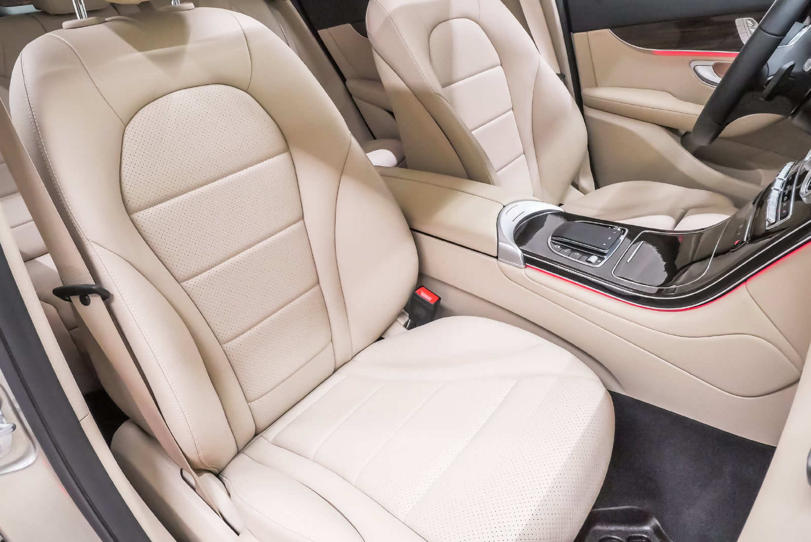 Used 2021 Mercedes-Benz GLC 300 image 16