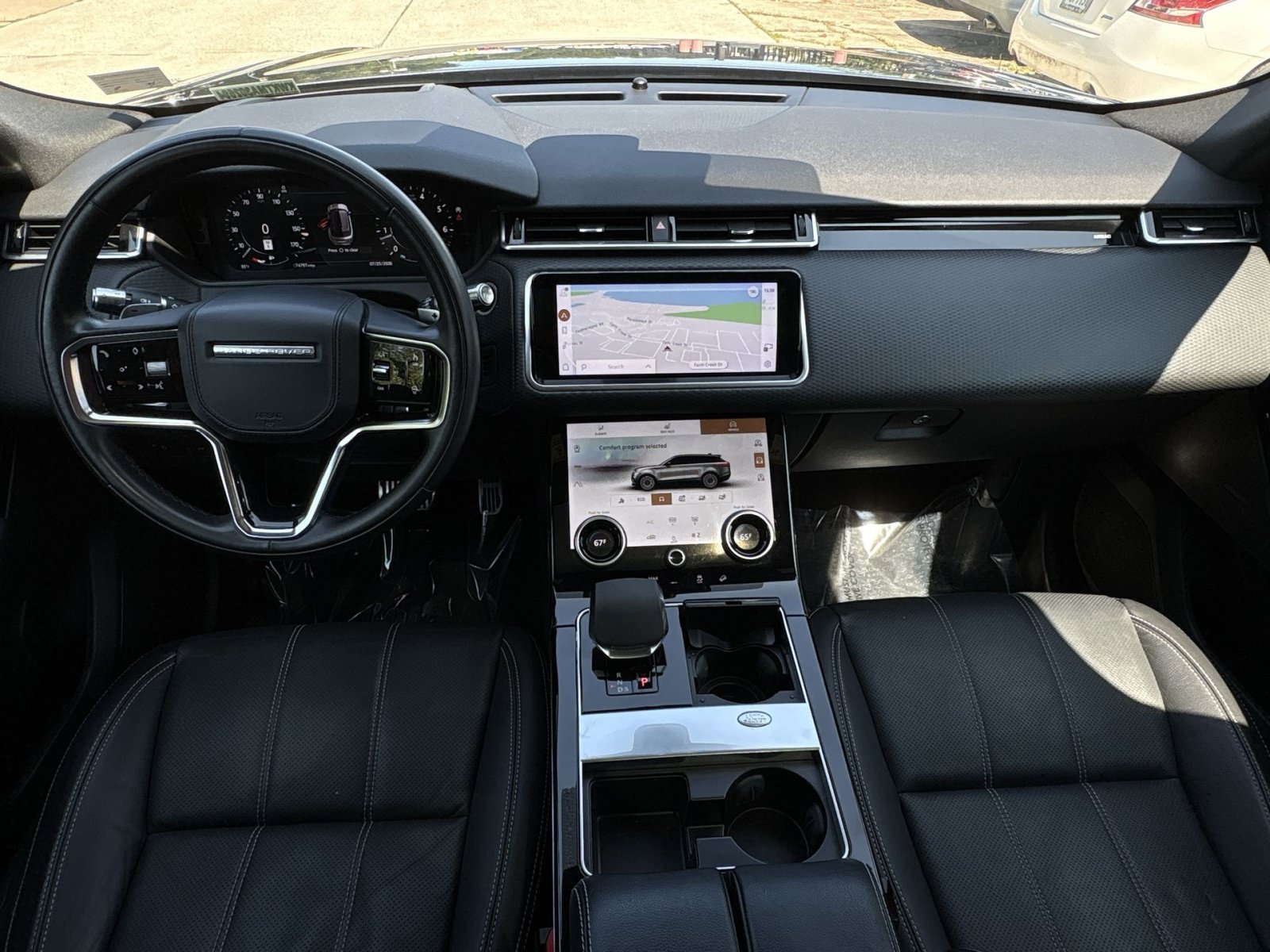 Used 2021 Land Rover Range Rover Velar R-Dynamic S AWD/4WD image 33
