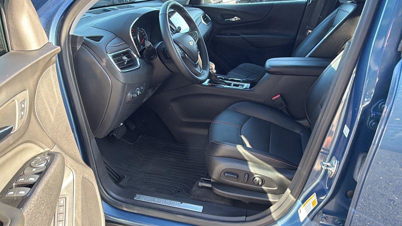 Used 2024 Chevrolet Equinox Premier w/ LPO, Floor Liner Package FWD image 16
