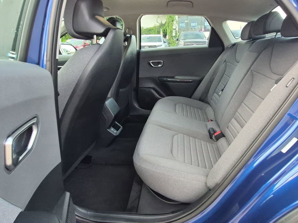 Used 2025 Kia K4 EX FWD image 21