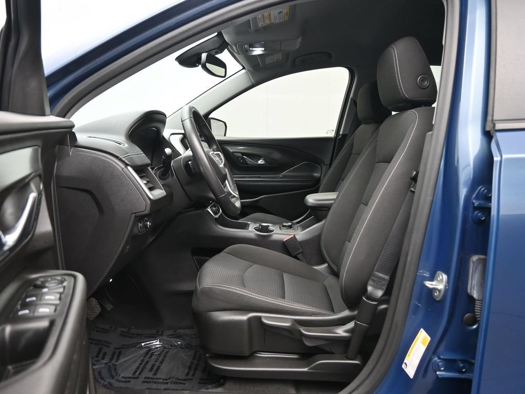 Used 2024 GMC Terrain SLE AWD/4WD image 25