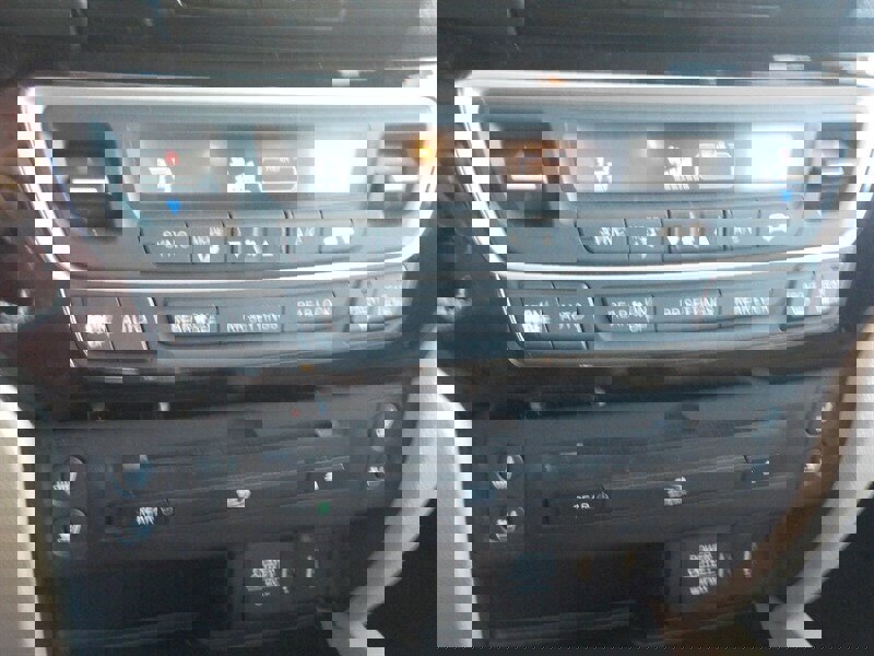 Used 2016 Honda Pilot Elite image 27