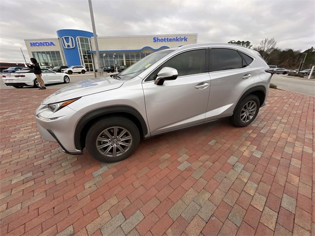 Used 2018 Lexus NX 300 FWD image 3
