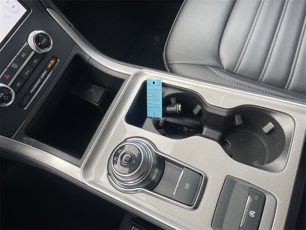 Used 2023 Ford Edge SEL image 21