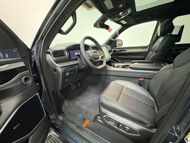 New 2025 Jeep Wagoneer L Series III w/ Quick Order Package 25C Super image 14
