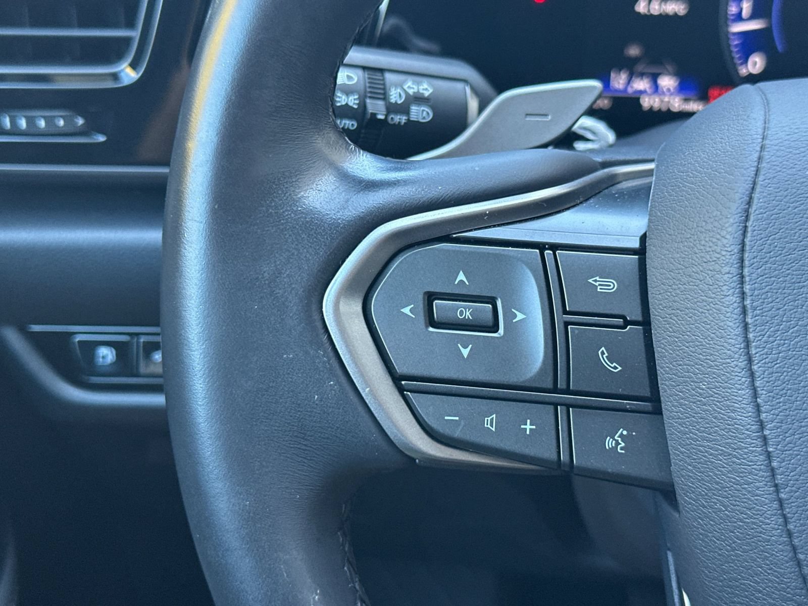 Used 2025 Lexus NX 250 FWD w/ Premium Package image 26
