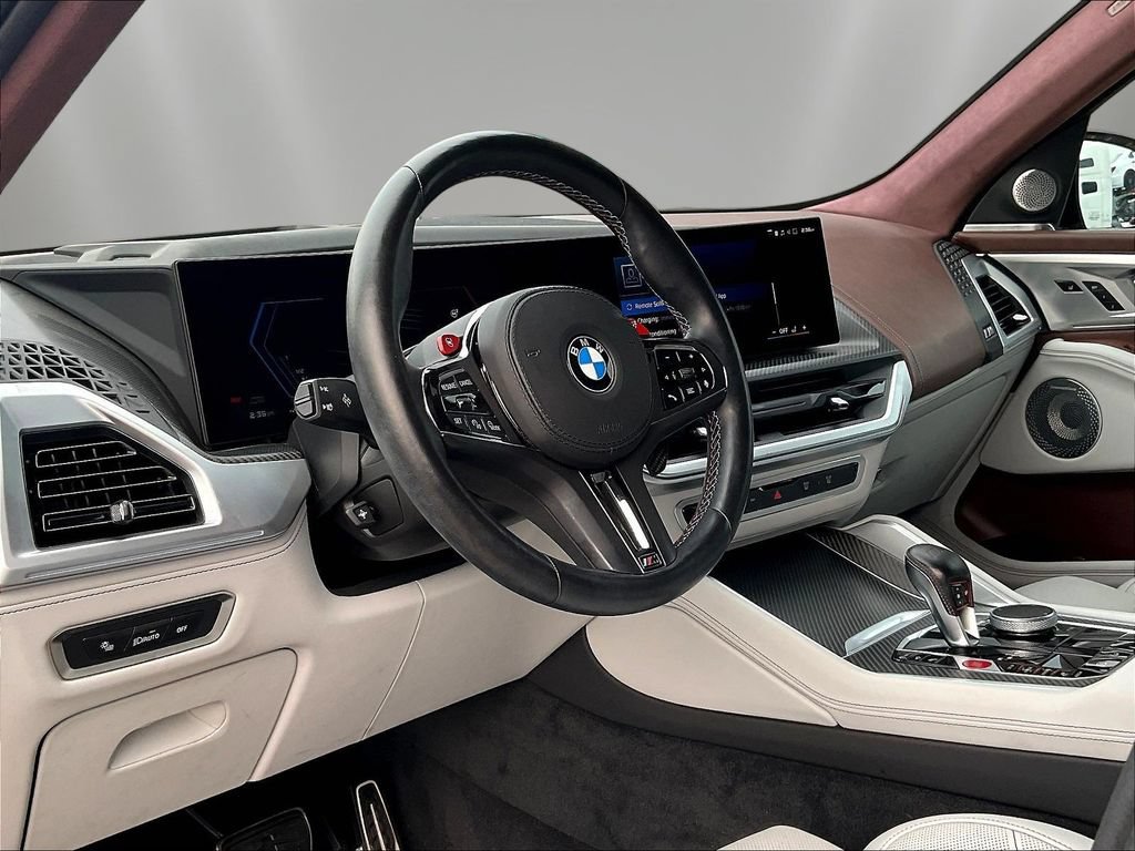 Used 2024 BMW XM AWD/4WD image 16