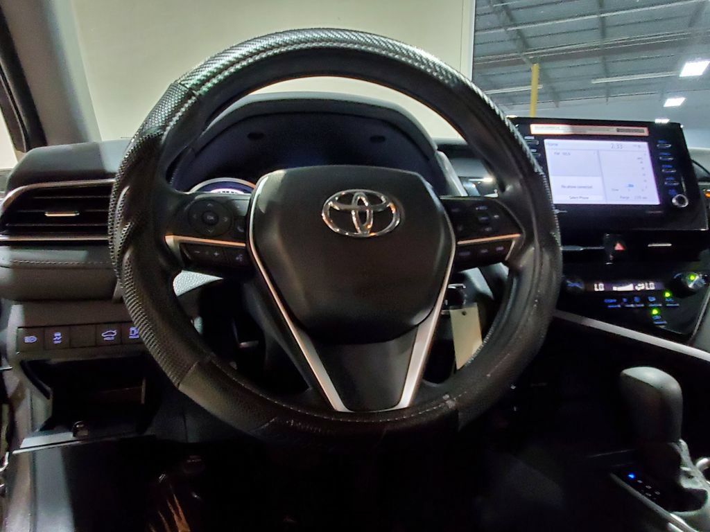 Used 2024 Toyota Camry LE FWD image 23