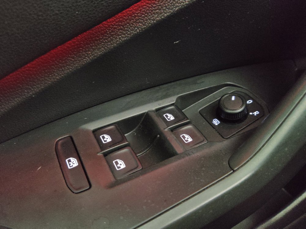Used 2019 Volkswagen Jetta SEL FWD image 27
