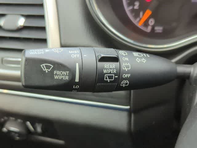 Used 2019 Jeep Grand Cherokee Limited AWD/4WD image 28