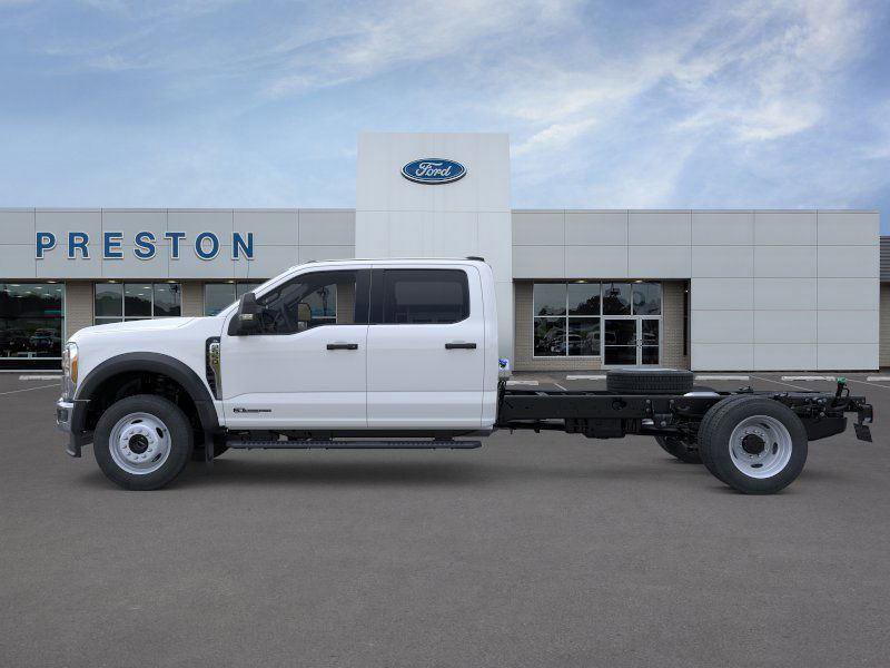 New 2026 Ford F550 4x4 Crew Cab image 21