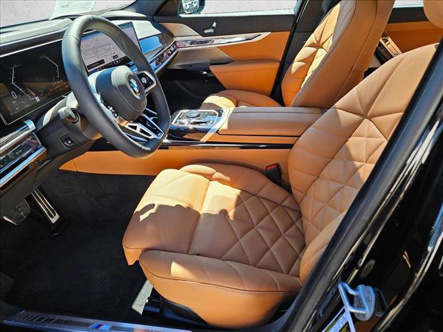 Certified 2025 BMW 740i w/ Premium Package image 16