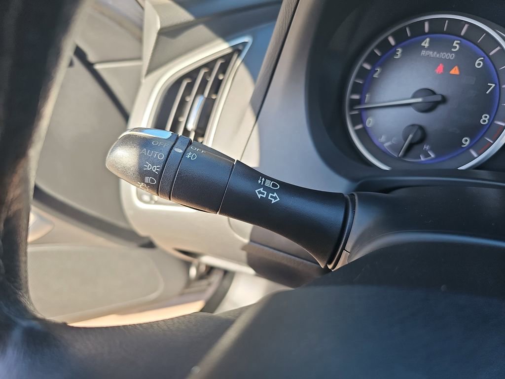 Used 2017 INFINITI Q50 3.0t Premium image 24