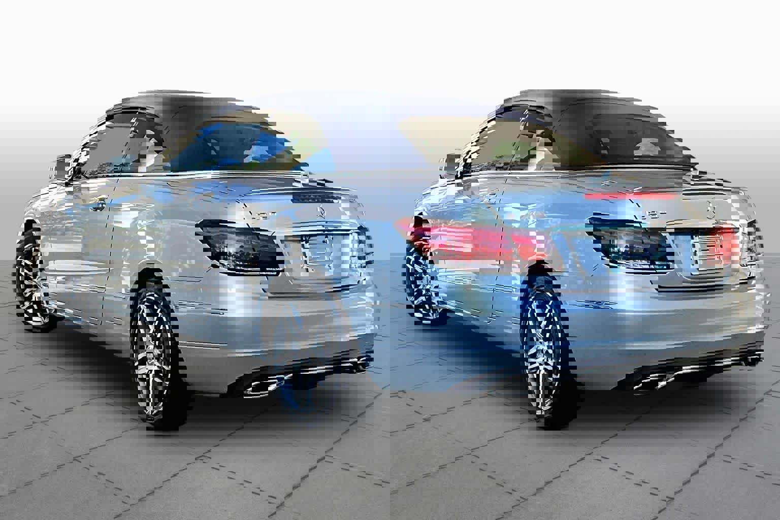 Used 2014 Mercedes-Benz E 350 Cabriolet image 11