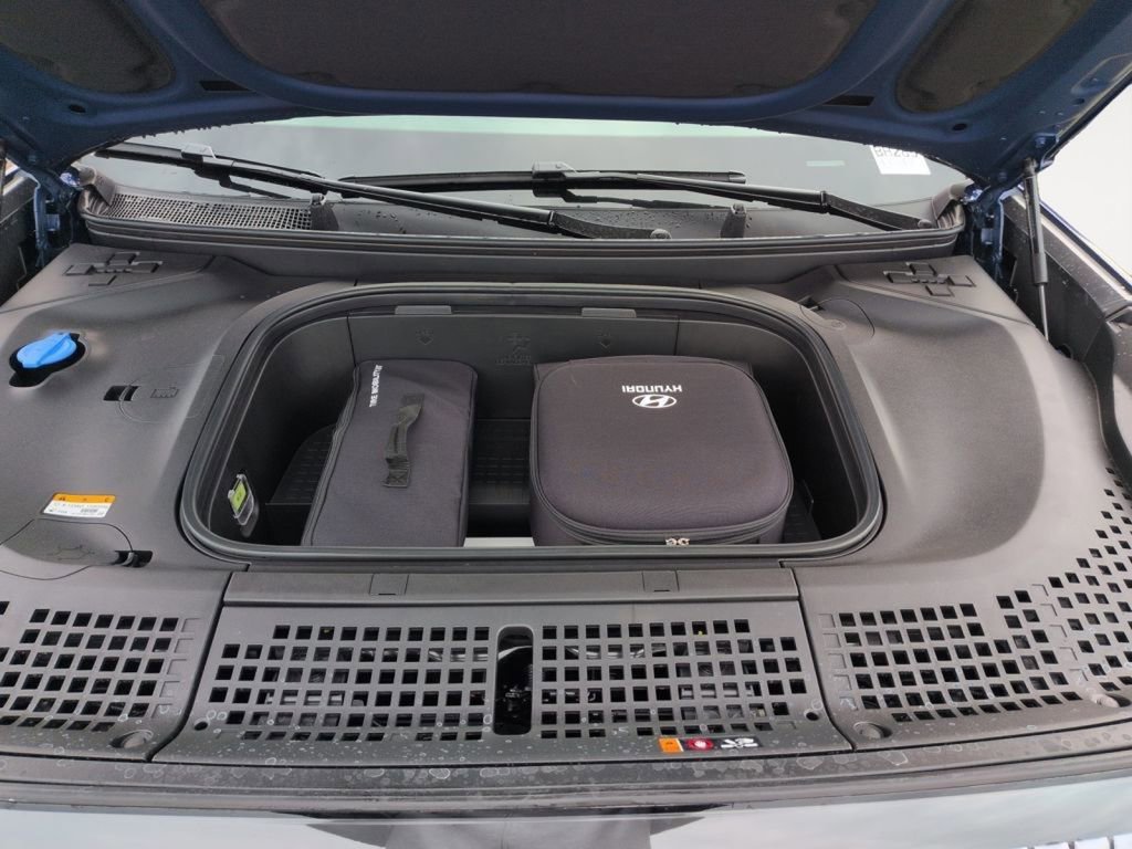 New 2026 Hyundai Ioniq 9 SEL image 22