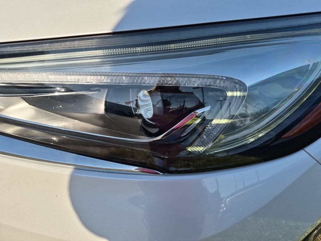 Used 2019 Buick Enclave Avenir FWD image 7