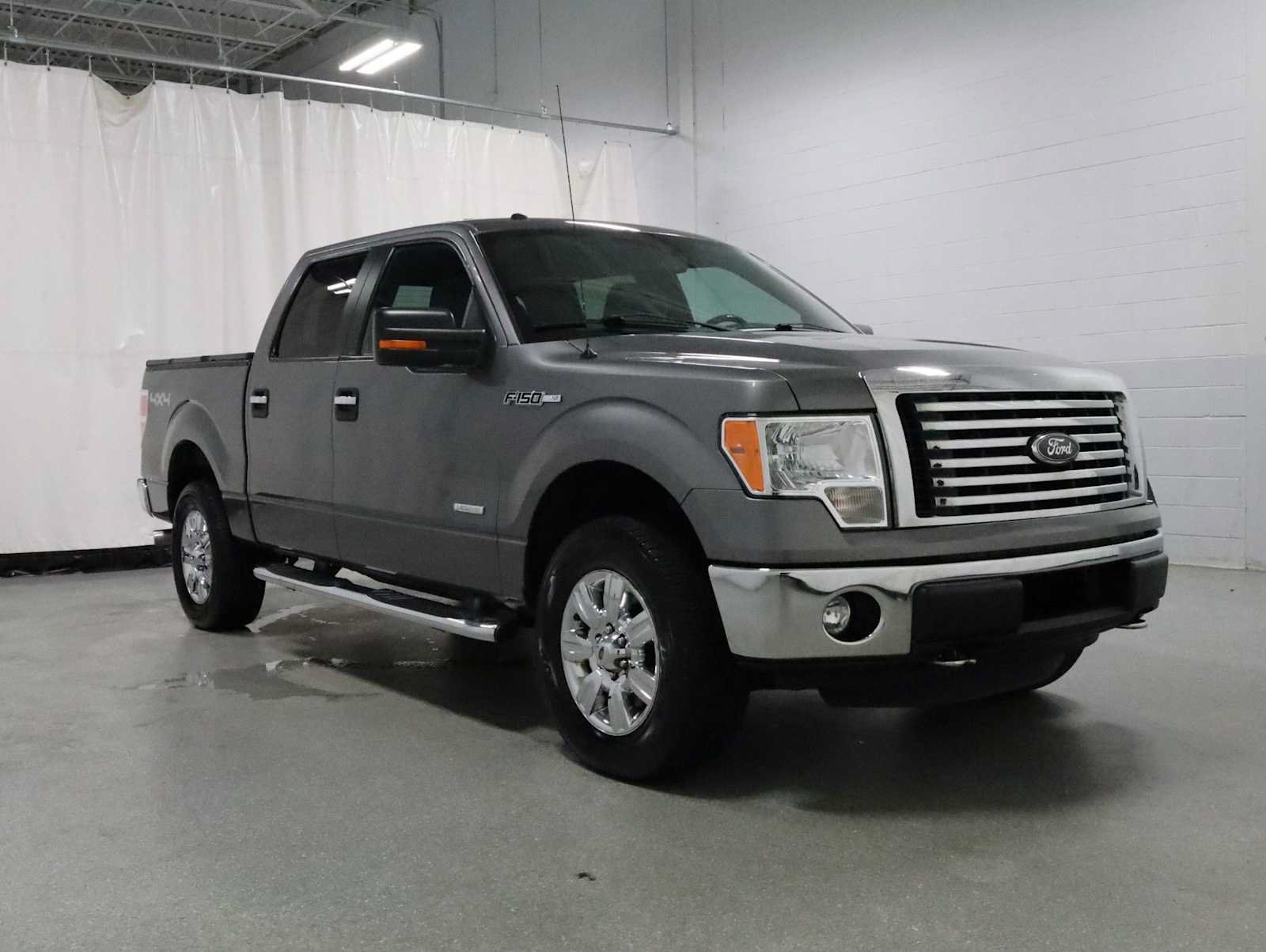 Used 2012 Ford F150 XLT w/ XLT Chrome Pkg AWD/4WD image 13