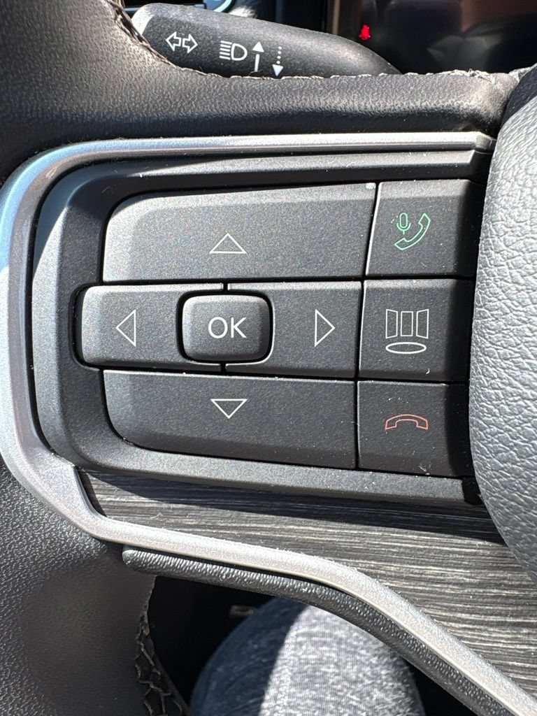 Used 2023 Jeep Wagoneer Series II AWD/4WD image 16