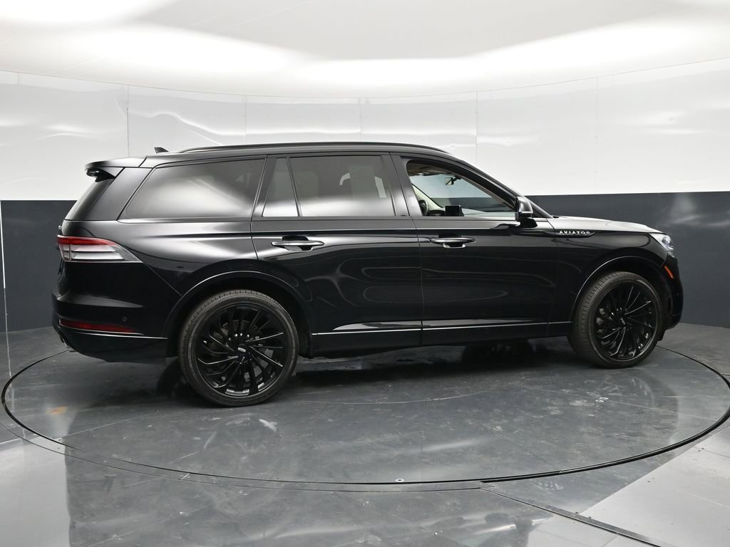 Used 2024 Lincoln Aviator Reserve w/ Equipment Group 201A AWD/4WD image 4
