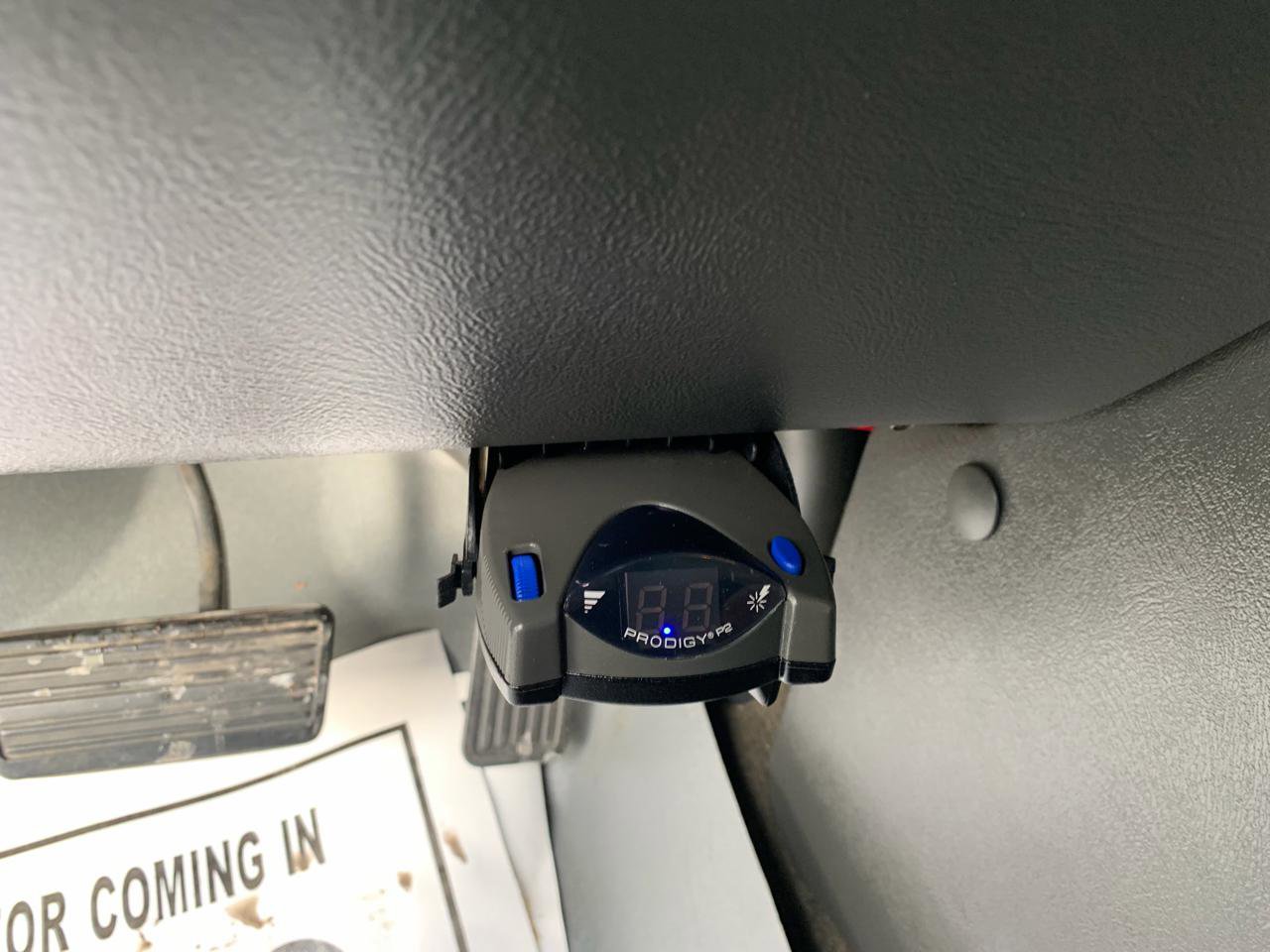 Used 2005 Chevrolet Silverado 2500 LT w/ Heavy-Duty Power Package image 12