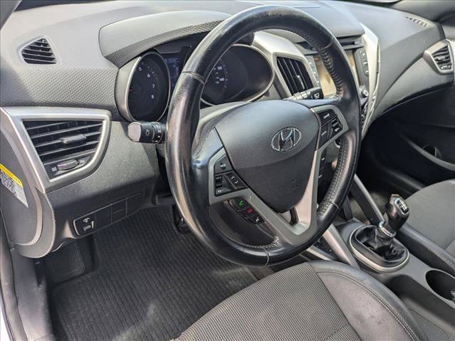Used 2016 Hyundai Veloster w/ Option Group 02 FWD image 10