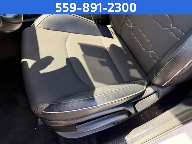 Used 2023 Kia Forte GT-Line w/ GT-Line Technology Package image 11