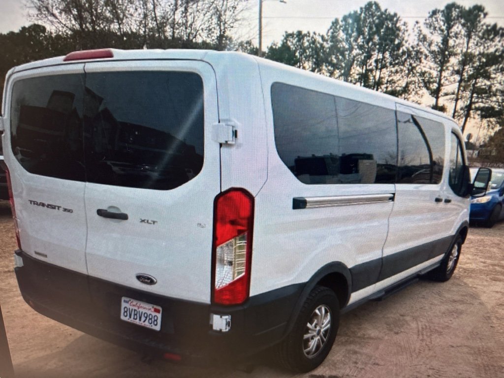 Used 2021 Ford Transit 350 XLT image 3