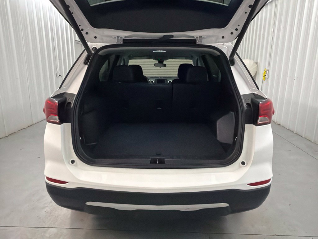 Used 2024 Chevrolet Equinox LT FWD image 20