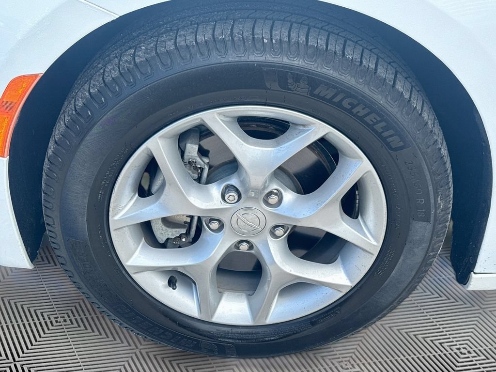 Used 2019 Chrysler Pacifica Touring-L Plus w/ Advanced Safetytec Group FWD image 35