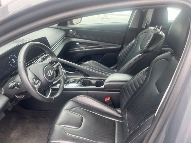 Used 2024 Hyundai Elantra Limited FWD image 11