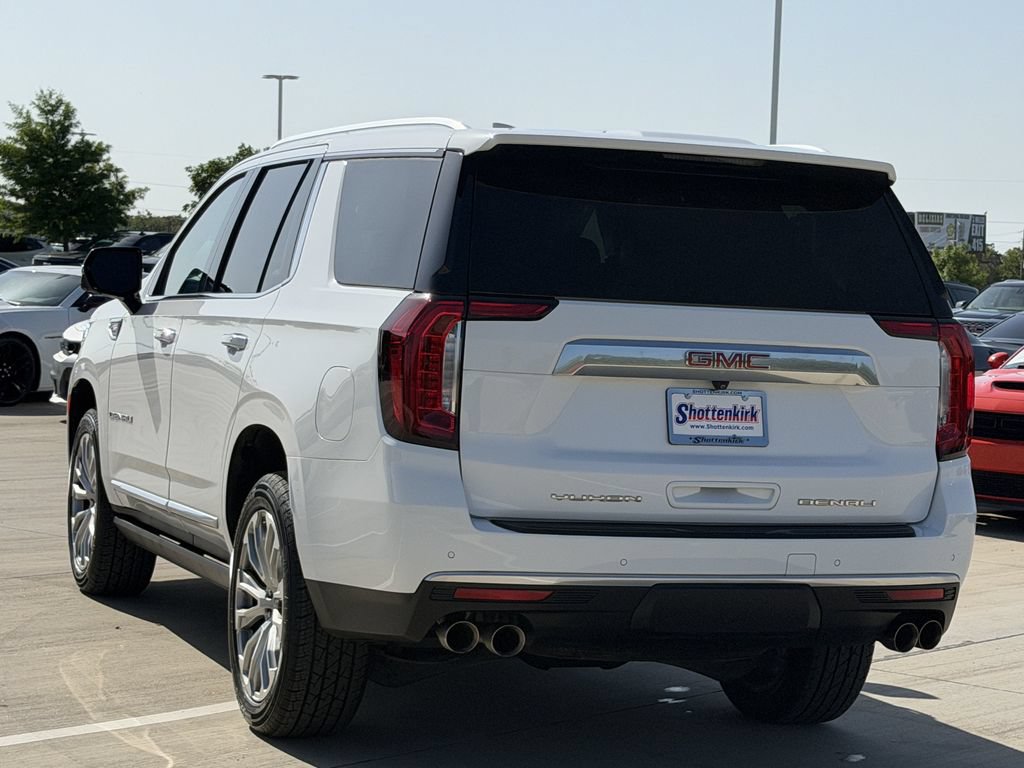 Used 2022 GMC Yukon Denali AWD/4WD image 4