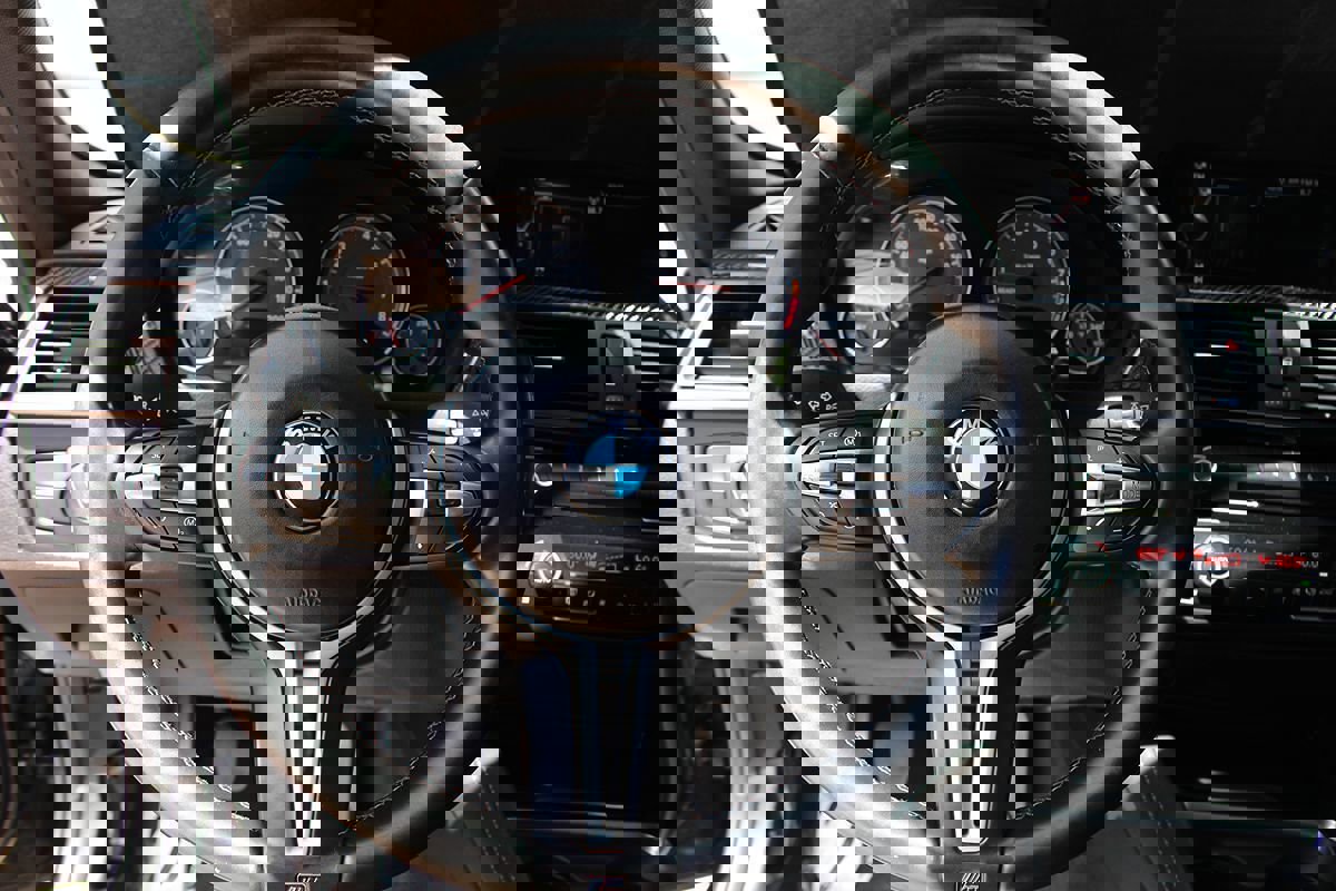 Used 2015 BMW M3 Sedan RWD image 24