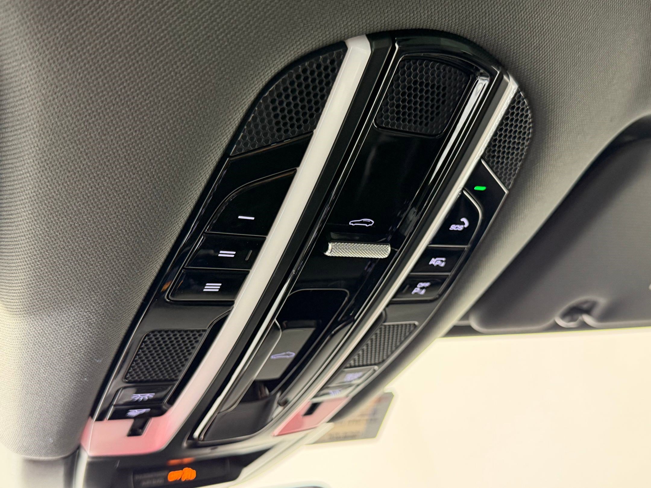 Certified 2023 Porsche Cayenne image 27