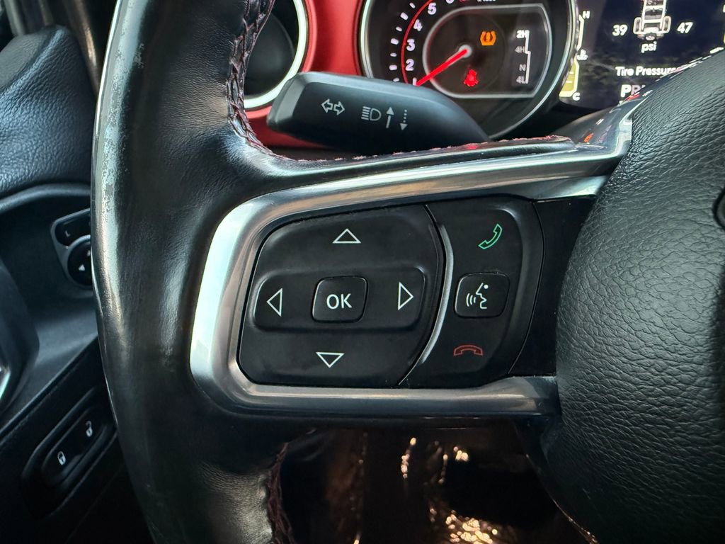 Used 2018 Jeep Wrangler Unlimited Rubicon w/ Dual Top Group image 41