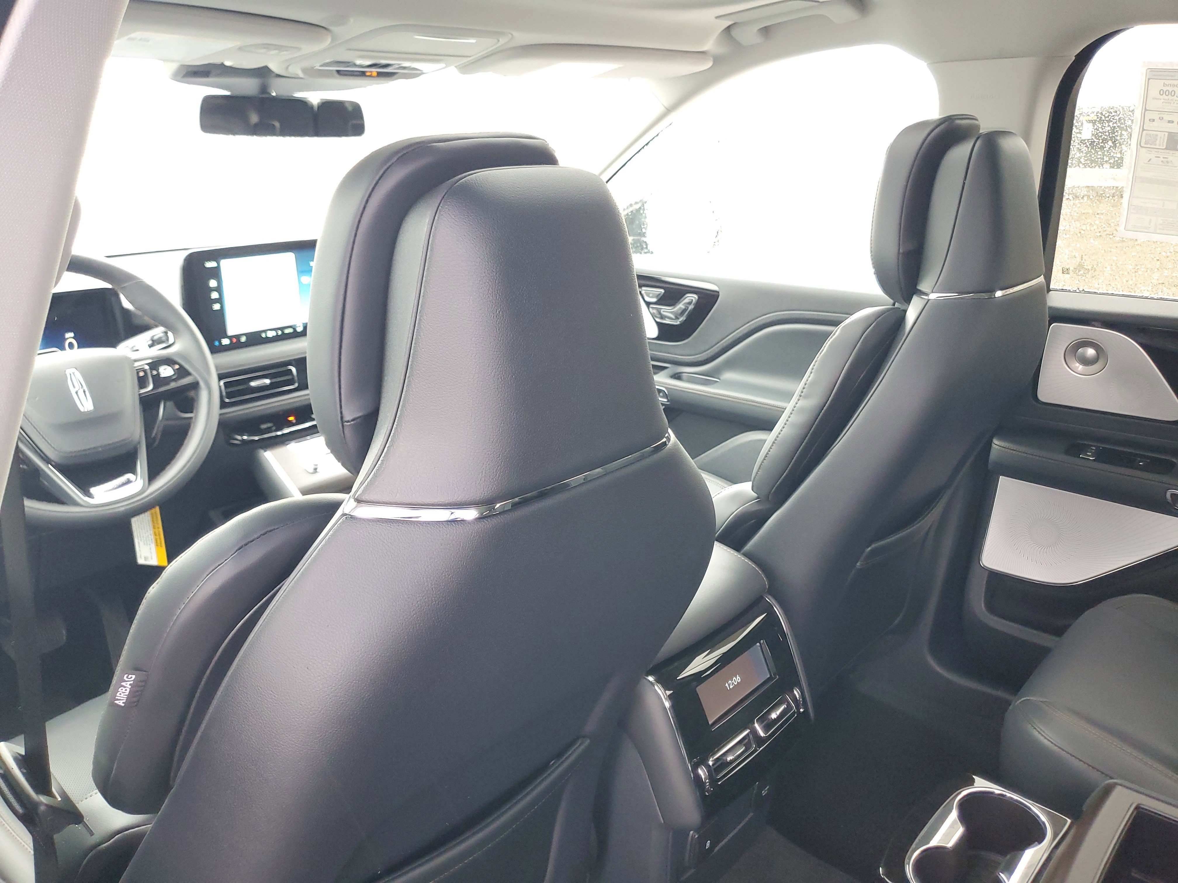 New 2026 Lincoln Aviator Reserve AWD/4WD image 23