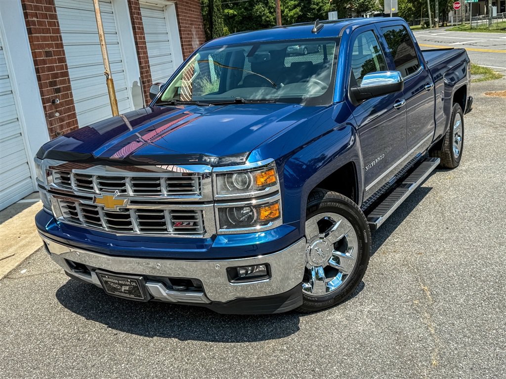Used 2015 Chevrolet Silverado 1500 LTZ Z71 w/ LTZ Plus Package AWD/4WD image 6