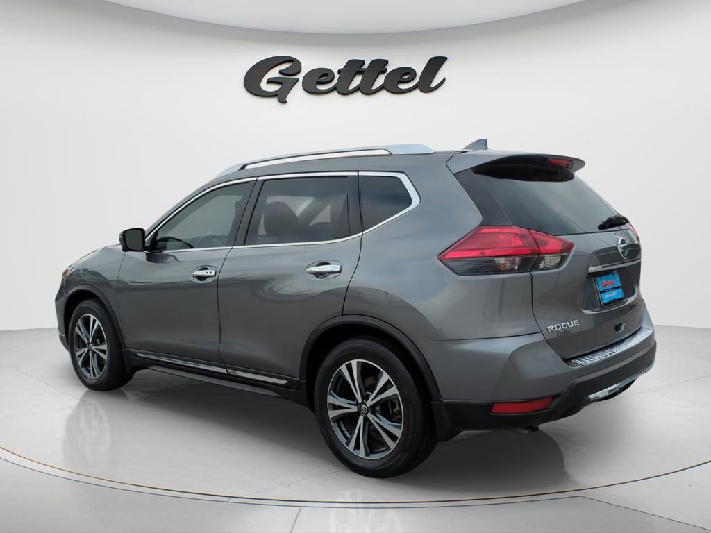 Used 2017 Nissan Rogue SL w/ SL Premium Package image 6
