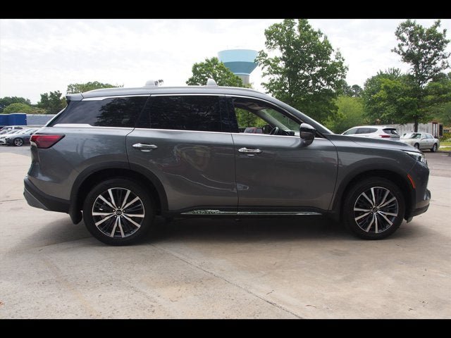 Used 2023 INFINITI QX60 Sensory w/ Vision Package FWD image 6