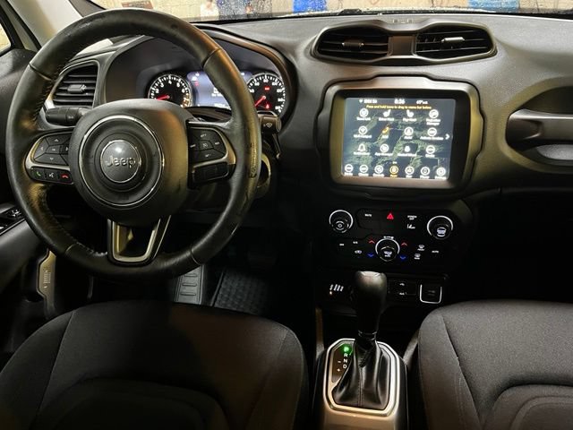 Used 2022 Jeep Renegade Latitude w/ Convenience Group AWD/4WD image 25