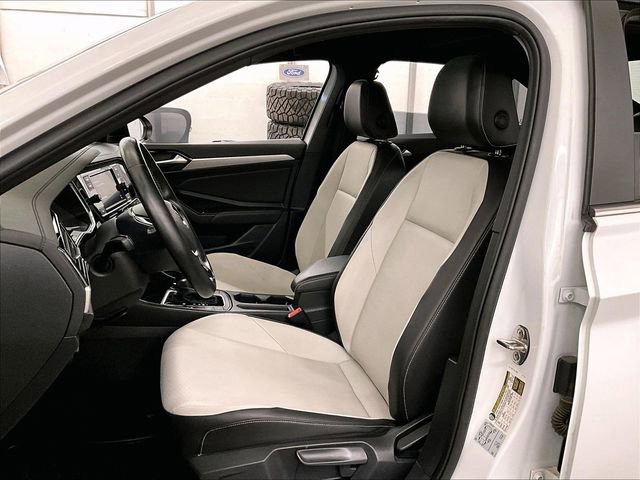 Used 2019 Volkswagen Jetta R-Line FWD image 24