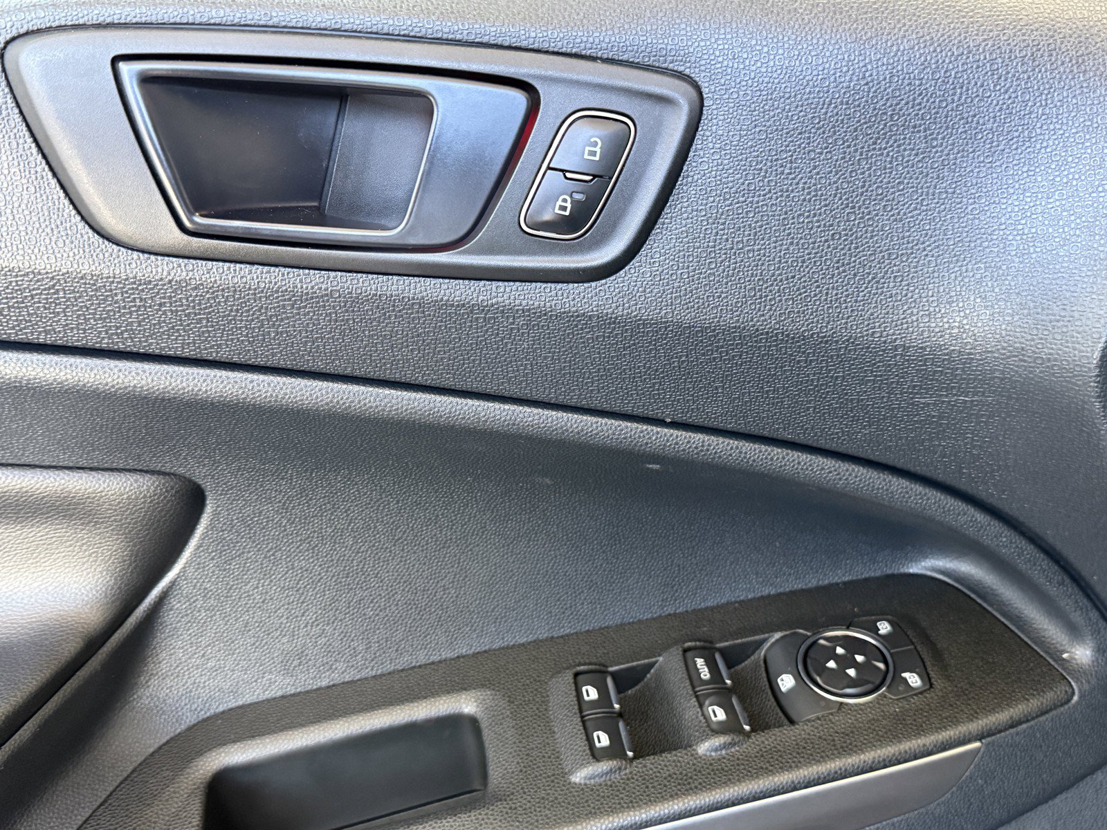 Used 2020 Ford EcoSport SES w/ Interior Protection Package AWD/4WD image 20