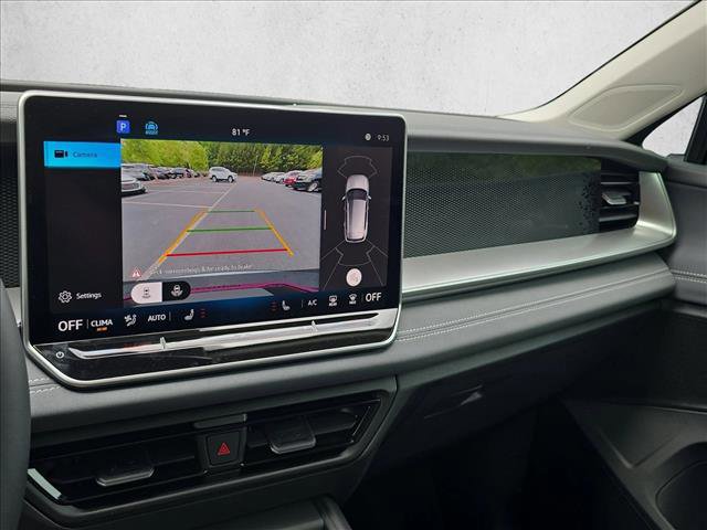 New 2026 Volkswagen Tiguan SE FWD image 16
